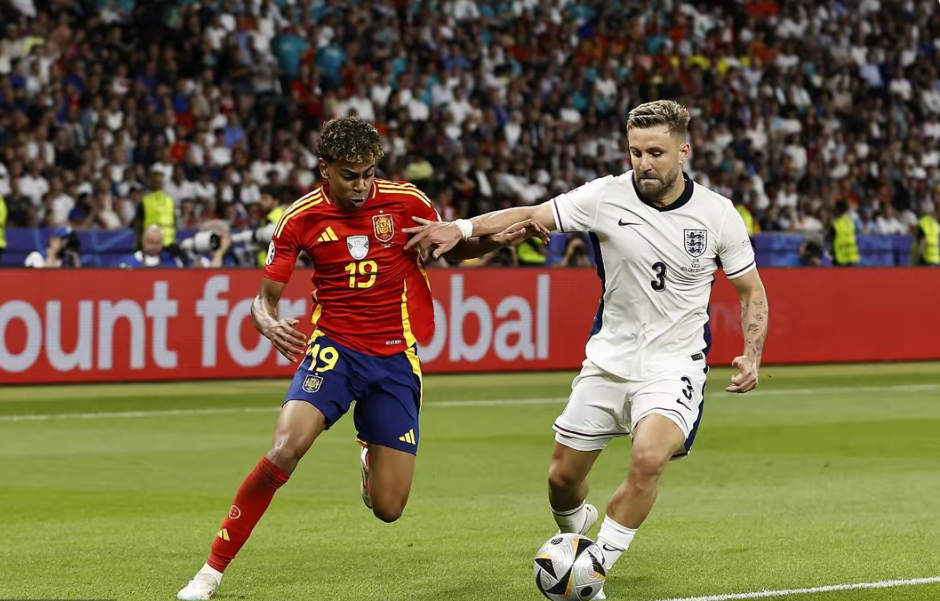 葡萄牙队鏖战英格兰队，波尔高光表现的简单介绍