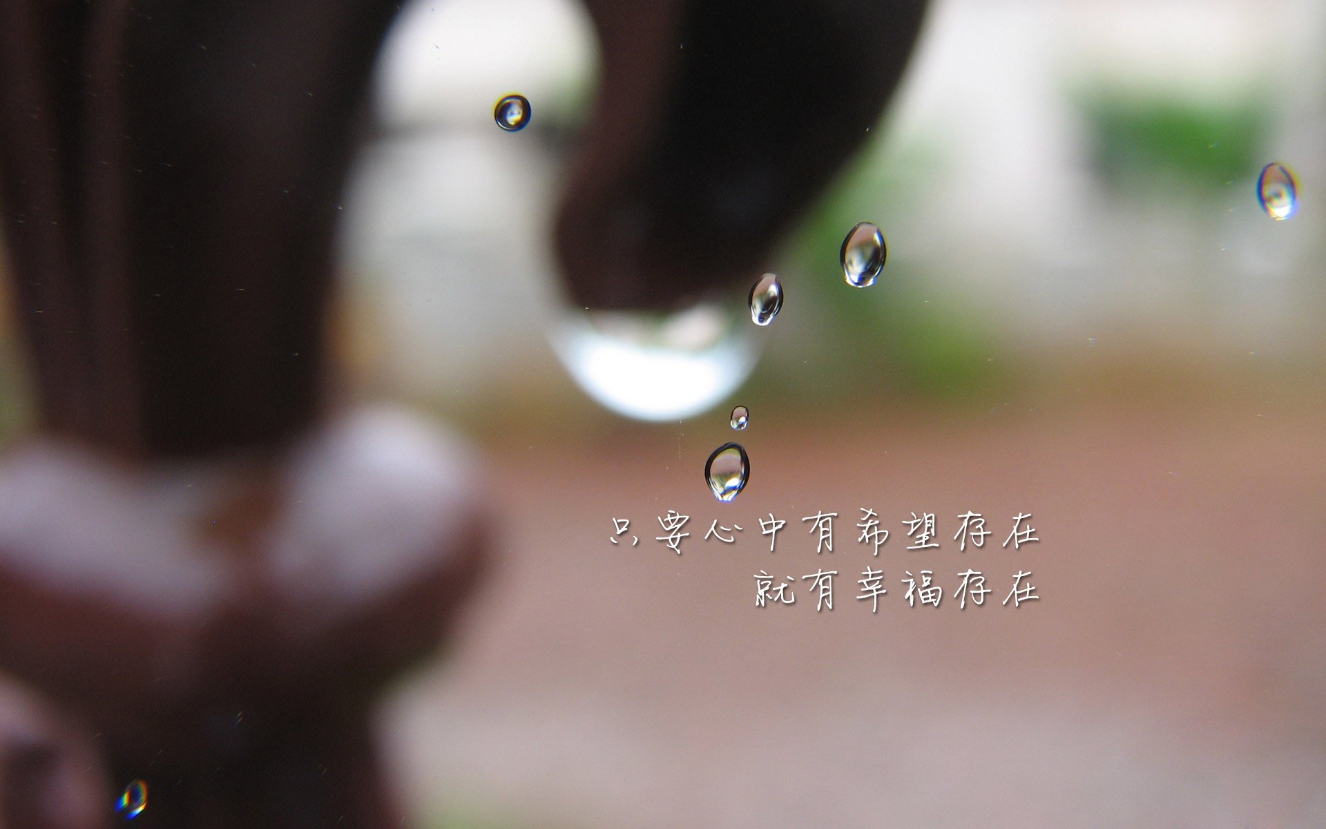 沙漠风暴与天蓝重生,姆巴佩统领攻守变奏,乌拉圭逆转演绎生死剧本